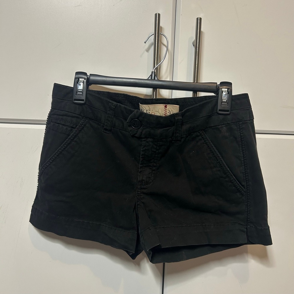 BKE Denim Women Black Chino Shorts Size 30 Low Rise Cotton Stretch Casual